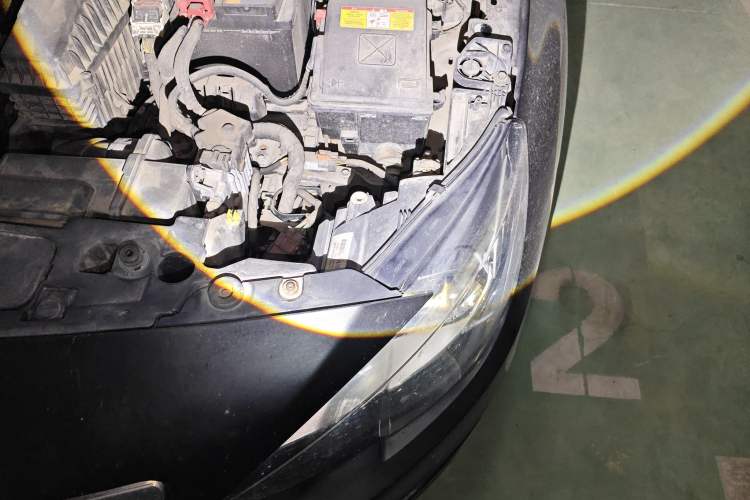 Used Peugeot 408 2014 1.8L Automatic Luxury Edition Engine Bay Left