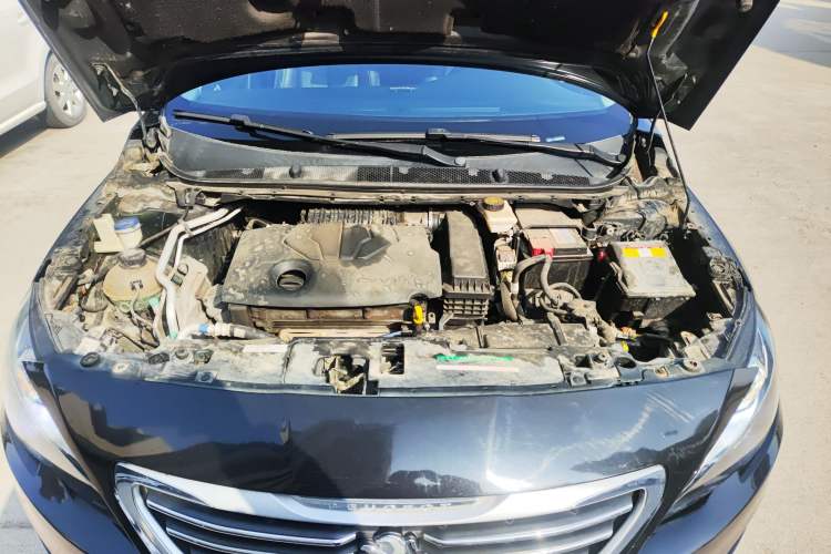 Used Peugeot 408 2014 1.8L Manual Leading Edition Engine Bay