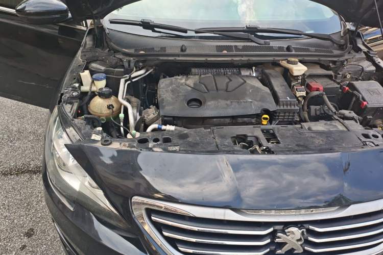 Used Peugeot 408 2014 1.8L Automatic Luxury Edition Engine Bay Right