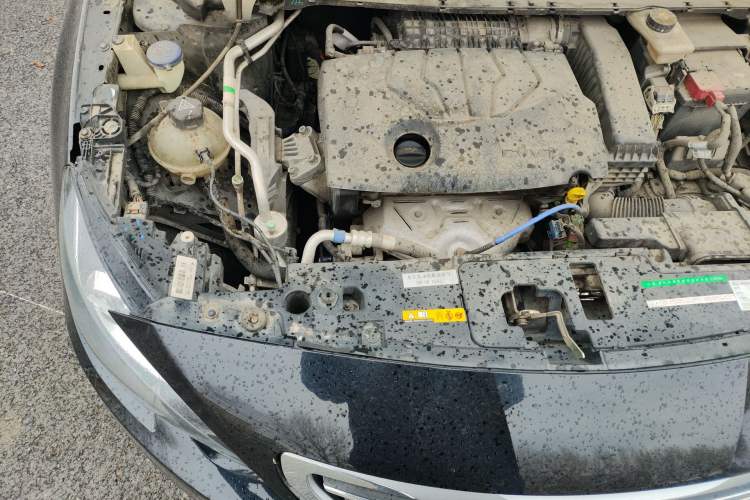 Used Peugeot 408 2014 1.8L Automatic Luxury Edition Engine Bay Right