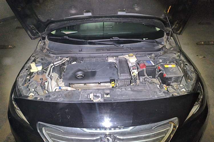 Used Peugeot 408 2014 1.8L Automatic Luxury Edition Engine Bay