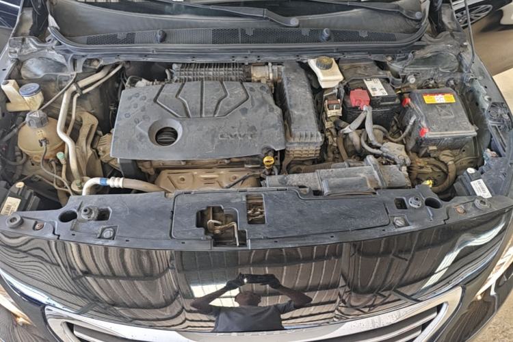 Used Peugeot 408 2014 1.8L Automatic Luxury Edition Engine Bay