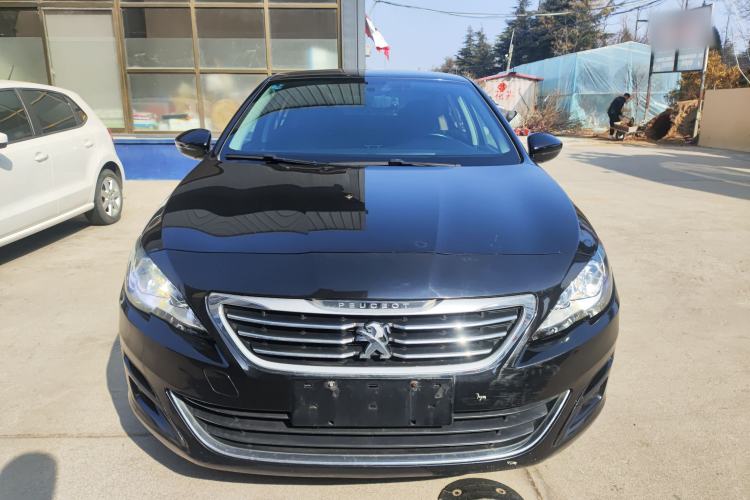 Used Peugeot 408 2014 1.8L Manual Leading Edition Front