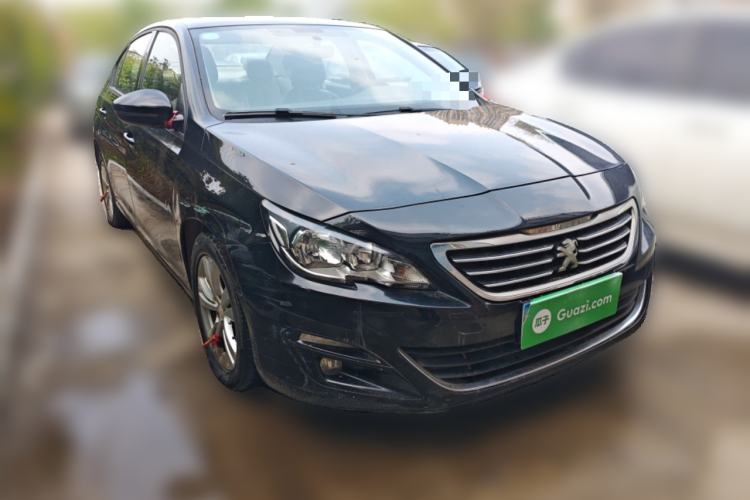 Used Peugeot 408 2014 1.8L Manual Leading Edition Front Right 45 Deg