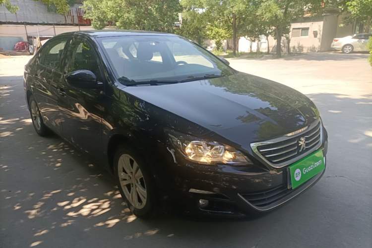 Used Peugeot 408 2014 1.8L Manual Leading Edition Front Right 45 Deg