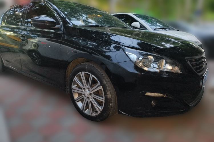 Used Peugeot 408 2014 1.8L Automatic Luxury Edition Front Right 45 Deg