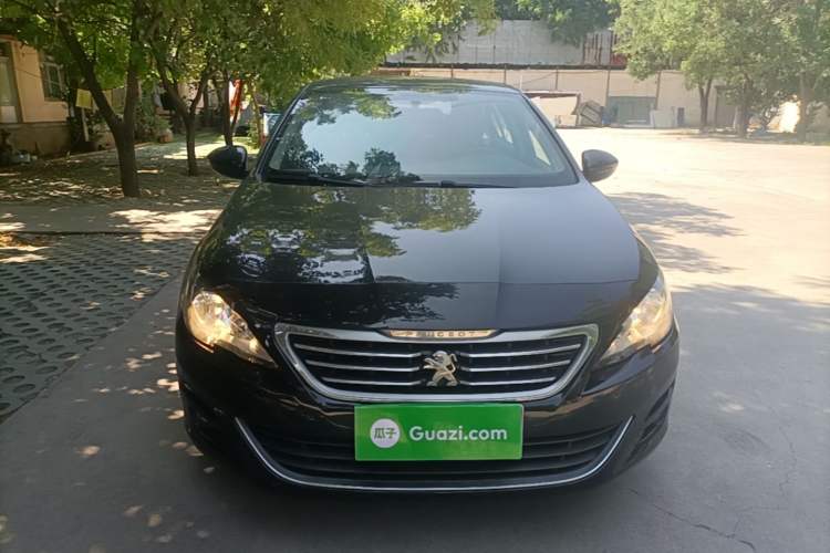 Used Peugeot 408 2014 1.8L Manual Leading Edition Front