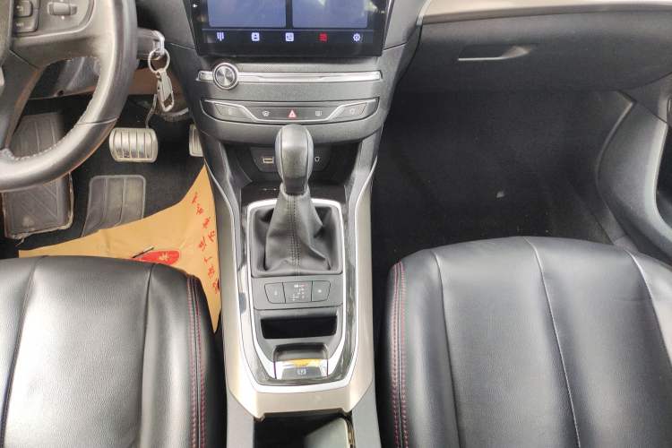 Used Peugeot 408 2014 1.8L Automatic Luxury Edition Gear Lever