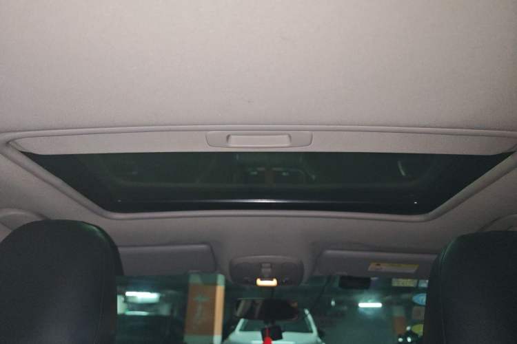 Used Peugeot 408 2014 1.8L Automatic Leading Edition Headliner