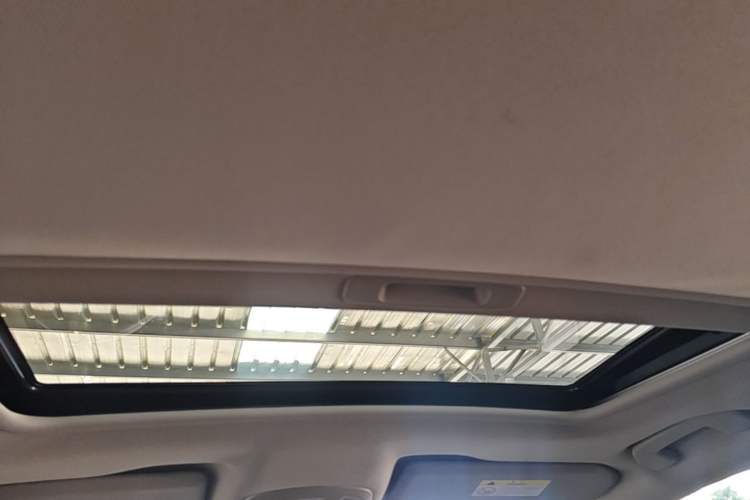 Used Peugeot 408 2014 1.8L Automatic Luxury Edition Headliner
