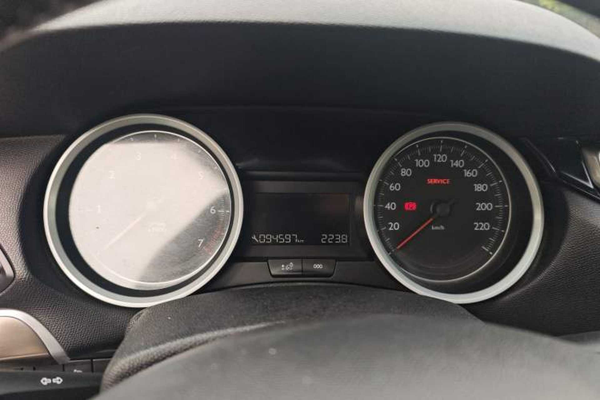 Used Peugeot 408 2014 1.8L Automatic Luxury Edition Instrument Cluster