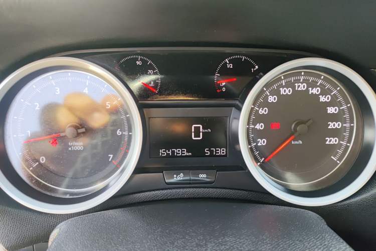 Used Peugeot 408 2014 1.8L Manual Leading Edition Instrument Cluster