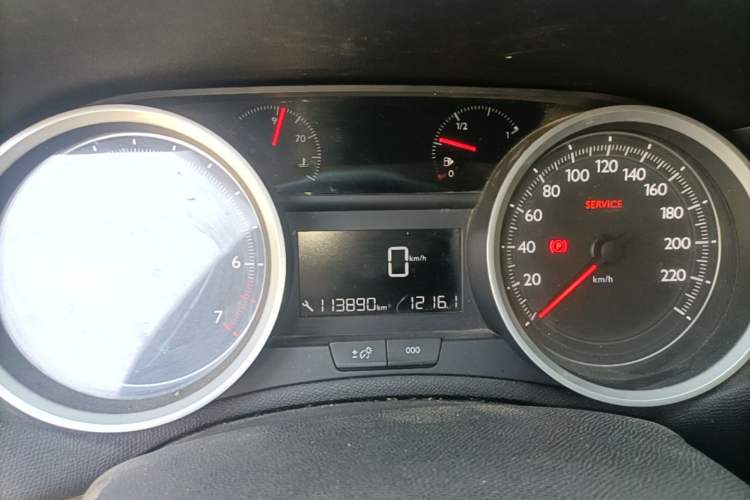 Used Peugeot 408 2014 1.8L Manual Leading Edition Instrument Cluster