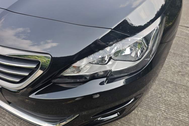 Used Peugeot 408 2014 1.8L Automatic Luxury Edition Left Front Headlight