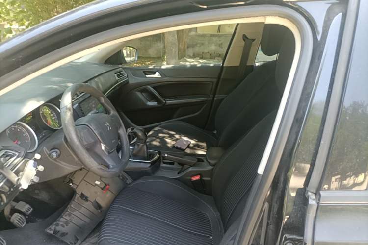 Used Peugeot 408 2014 1.8L Manual Leading Edition Left Front Seat