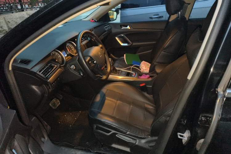 Used Peugeot 408 2014 1.8L Automatic Luxury Edition Left Front Seat