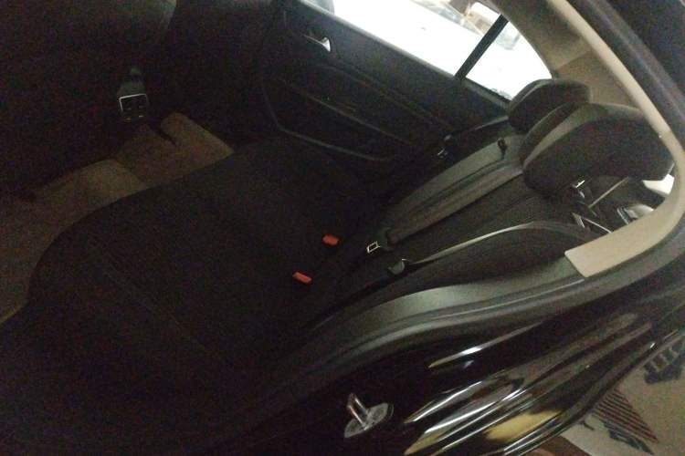 Used Peugeot 408 2014 1.8L Automatic Luxury Edition Left Rear Seat