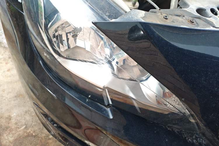 Used Peugeot 408 2014 1.8L Manual Leading Edition Right Front Headlight