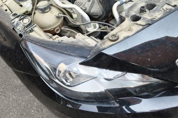 Used Peugeot 408 2014 1.8L Automatic Luxury Edition Right Front Headlight