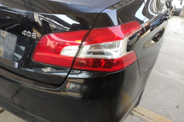 Used Peugeot 408 2014 1.8L Automatic Luxury Edition Right Rear Taillight