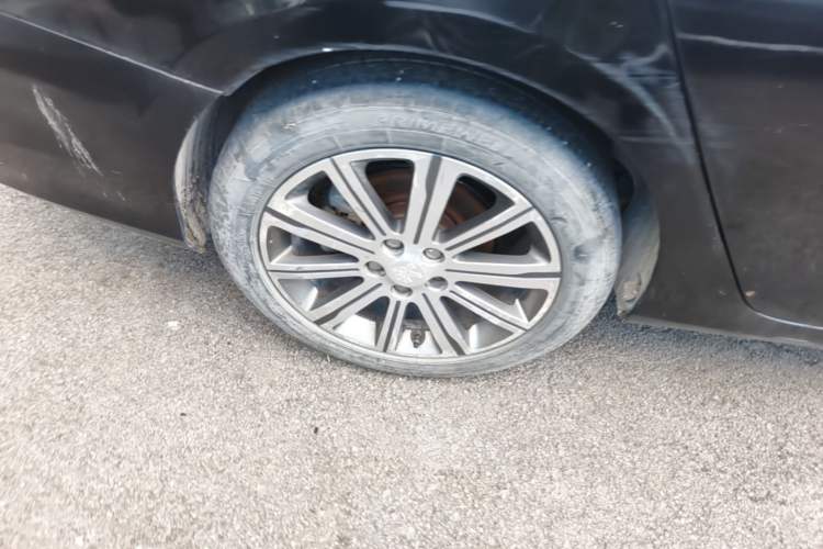 Used Peugeot 408 2014 1.8L Automatic Luxury Edition Right Rear Wheel Hub