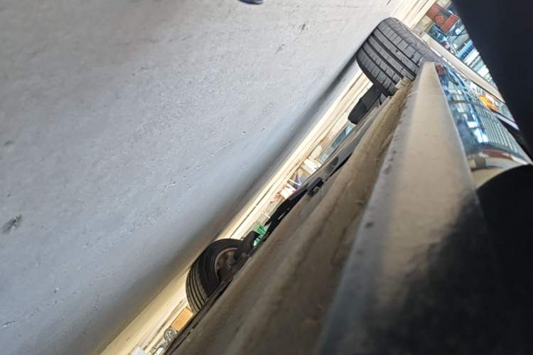Used Peugeot 408 2014 1.8L Automatic Luxury Edition Right Side Sill