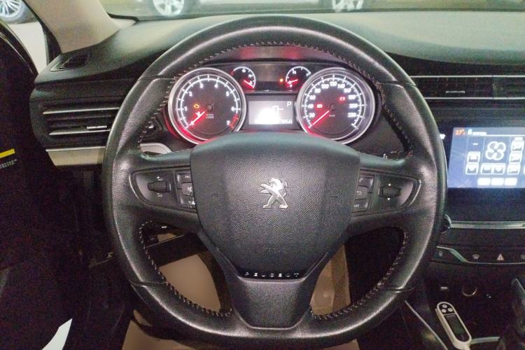 Used Peugeot 408 2014 1.8L Automatic Luxury Edition Steering Wheel