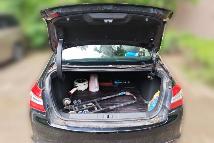 Used Peugeot 408 2014 1.8L Automatic Luxury Edition Trunk