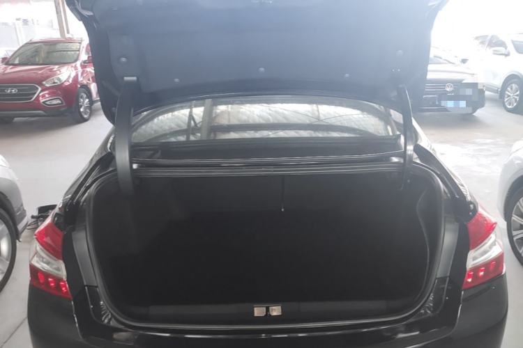 Used Peugeot 408 2014 1.8L Automatic Luxury Edition Trunk