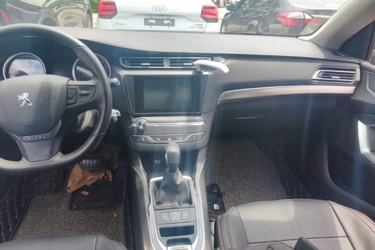 Used Peugeot 408 2014 1.8L Automatic Luxury Edition Audio And AC Panel