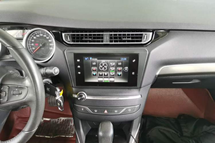Used Peugeot 408 2014 1.8L Automatic Luxury Edition Audio And AC Panel
