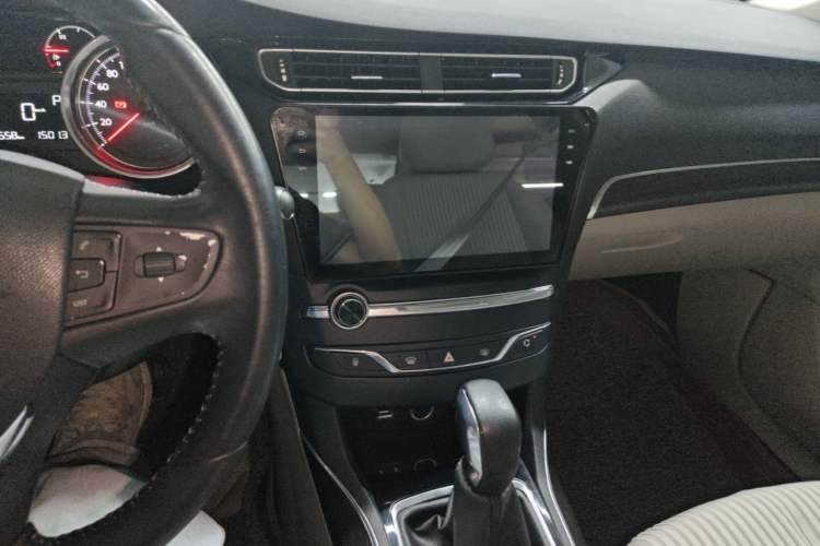 Used Peugeot 408 2014 1.8L Automatic Luxury Edition Audio And AC Panel