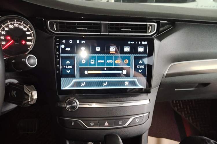 Used Peugeot 408 2014 1.8L Automatic Luxury Edition Audio And AC Panel