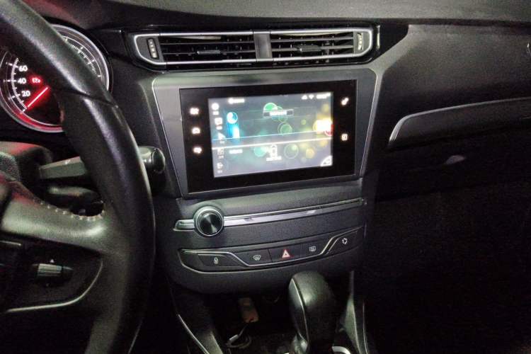 Used Peugeot 408 2014 1.8L Automatic Luxury Edition Audio And AC Panel