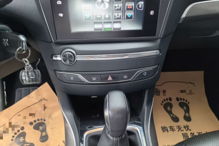 Used Peugeot 408 2014 1.8L Automatic Luxury Edition Audio And AC Panel