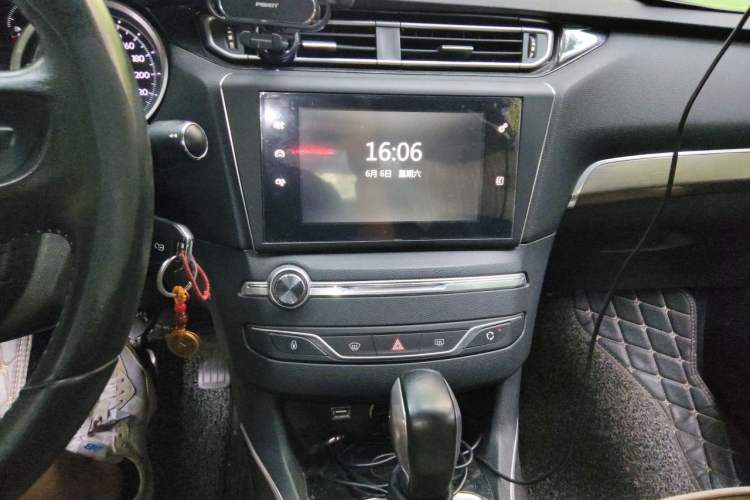 Used Peugeot 408 2014 1.8L Automatic Luxury Edition Audio And AC Panel