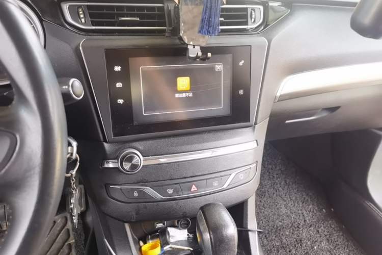 Used Peugeot 408 2014 1.8L Automatic Luxury Edition Audio And AC Panel