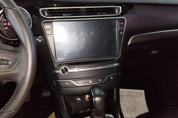 Used Peugeot 408 2014 1.8L Automatic Luxury Edition Audio And AC Panel