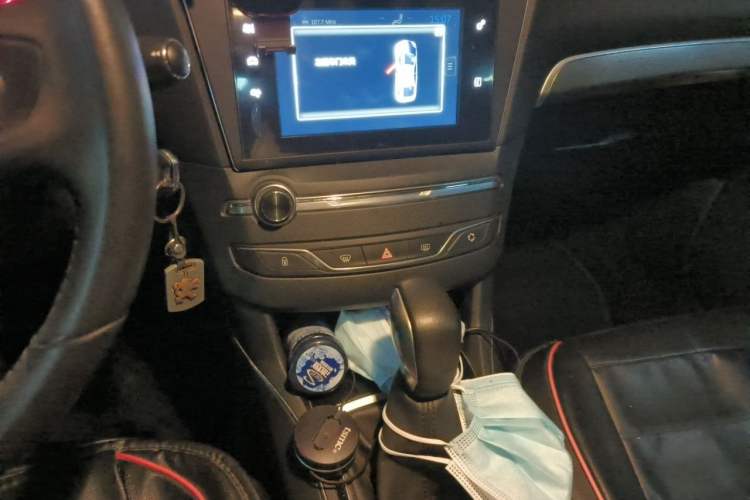 Used Peugeot 408 2014 1.8L Automatic Luxury Edition Audio And AC Panel