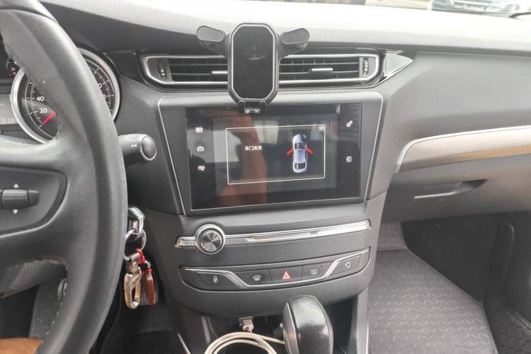 Used Peugeot 408 2014 1.8L Automatic Luxury Edition Audio And AC Panel