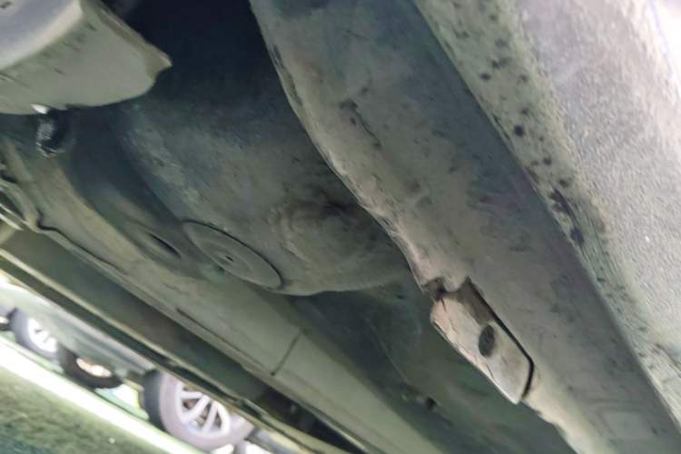 Used Peugeot 408 2014 1.8L Manual Leading Edition Chassis Front Left