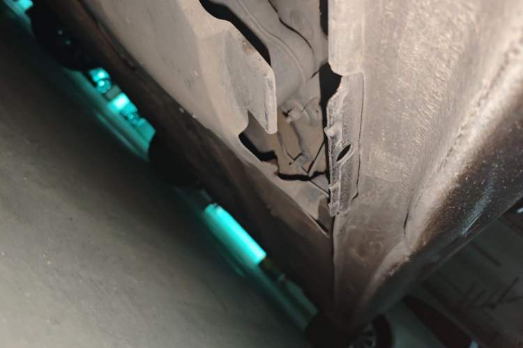Used Peugeot 408 2014 1.8L Automatic Luxury Edition Chassis Rear Right