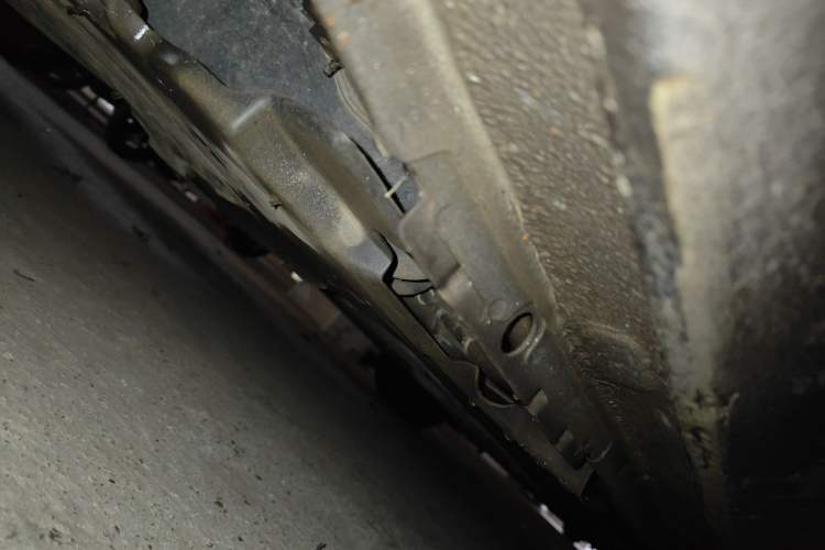 Used Peugeot 408 2014 1.8L Manual Leading Edition Chassis Rear Right