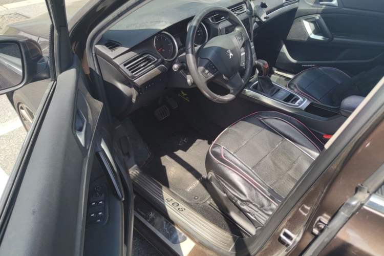 Used Peugeot 408 2014 1.8L Automatic Luxury Edition Driver Seat