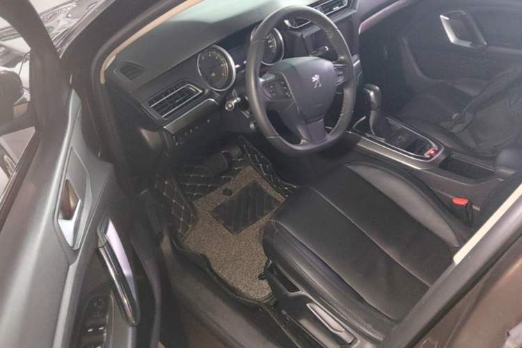 Used Peugeot 408 2014 1.8L Automatic Luxury Edition Driver Seat