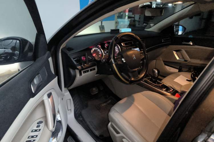 Used Peugeot 408 2014 1.8L Automatic Luxury Edition Driver Seat