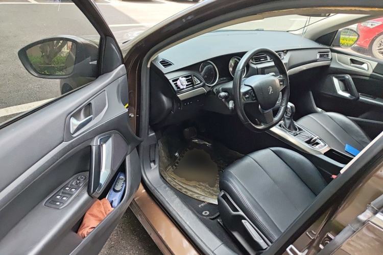 Used Peugeot 408 2014 1.8L Automatic Luxury Edition Driver Seat
