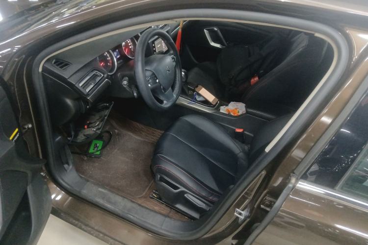 Used Peugeot 408 2014 1.8L Automatic Luxury Edition Driver Seat