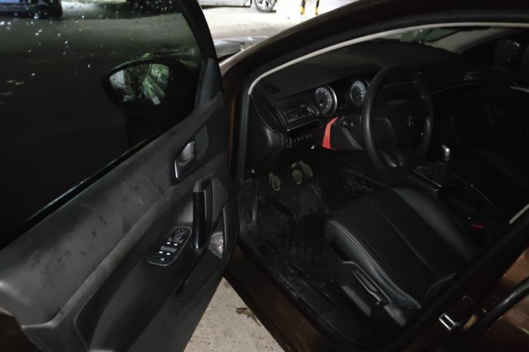 Used Peugeot 408 2014 1.8L Manual Leading Edition Driver Seat