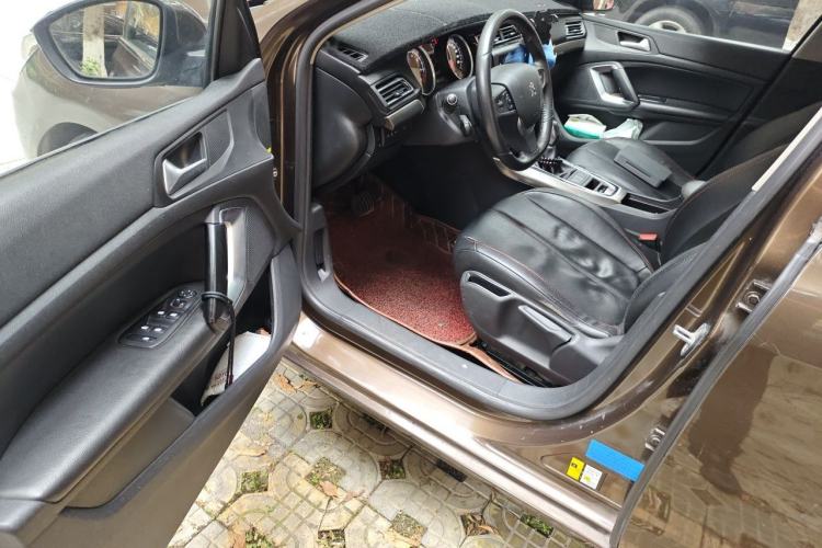 Used Peugeot 408 2014 1.8L Automatic Luxury Edition Driver Seat
